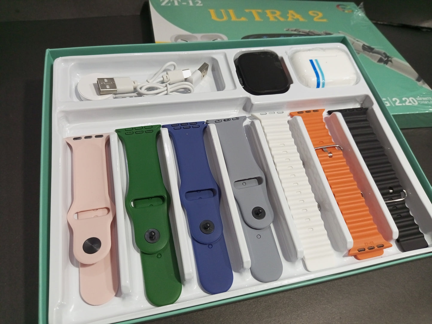Watch Ultra 3 Deal Smart watch with earpods