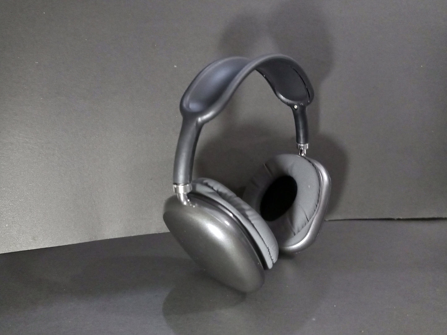 P9 Wireless Bluetooth Headphone